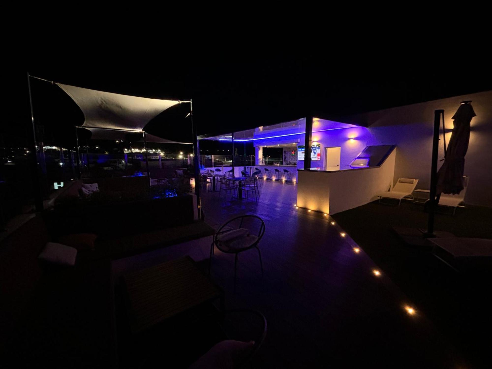 Daos & Terrace 3*